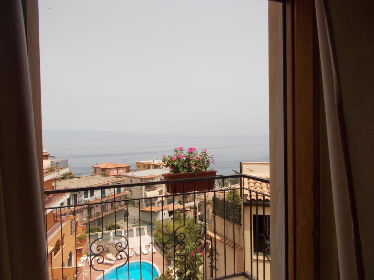 Il Melograno Apartment Taormina Esterno foto